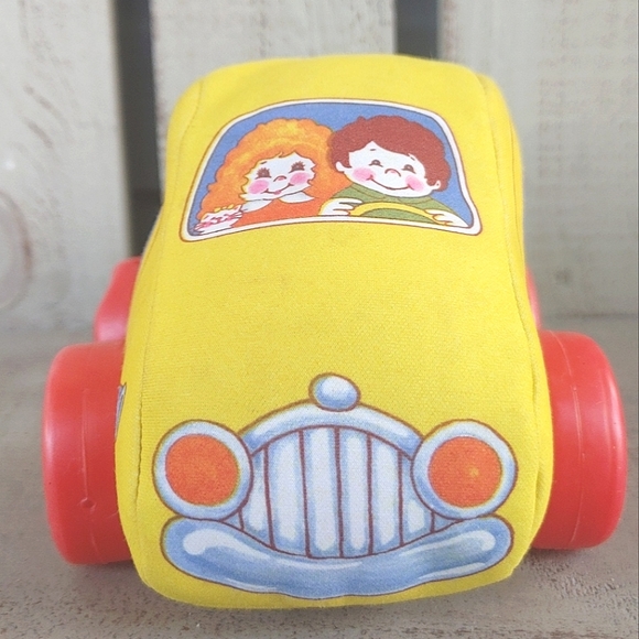 Vintage 1982 American Greetings Baby's First Car Yellow Softtouch Plastic Wheels - Picture 2 of 10